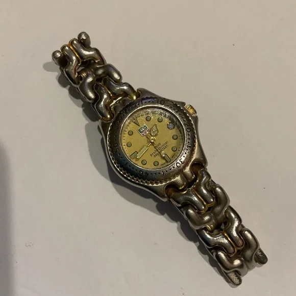 Tag HEUER Vintage Silver Gold Two Toned Women’s Watch Jewelry Gift Y2K